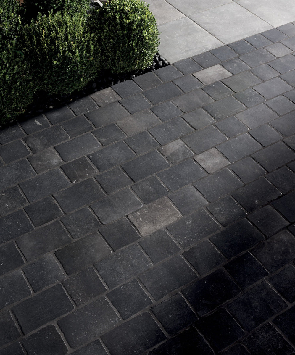 Modena – Exquisite Surfaces