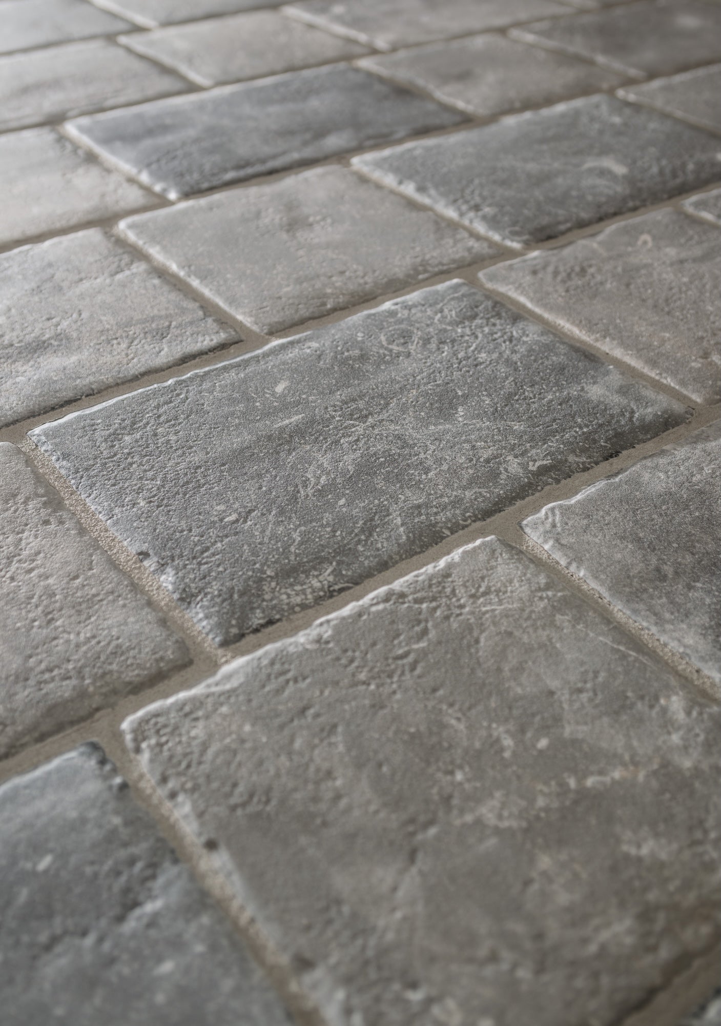Modena Gray Cobblestone