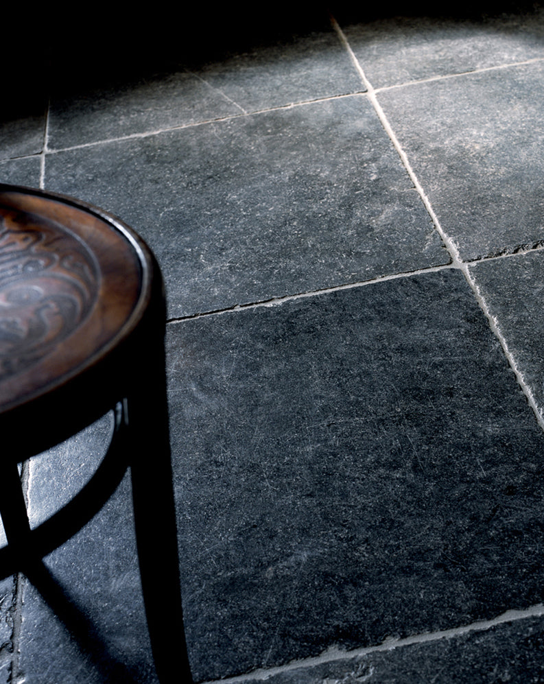 Reclaimed Petit Granite