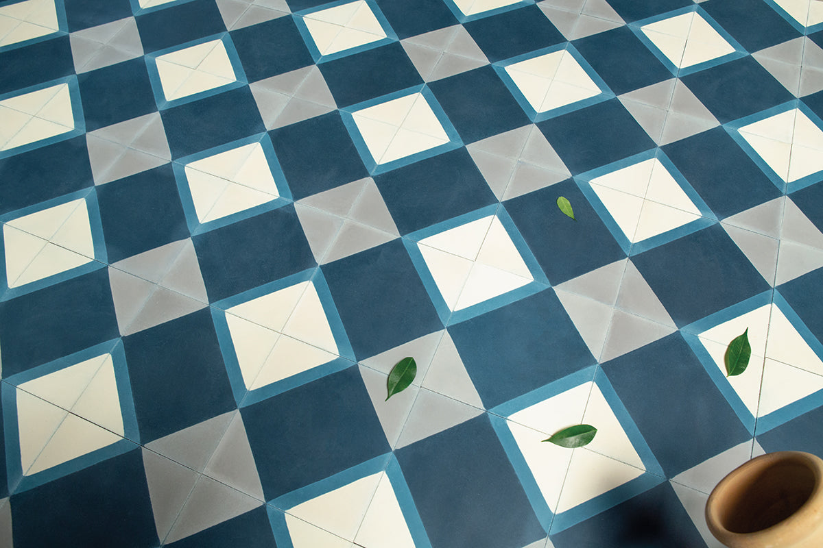 AvroKO Canal Tangent