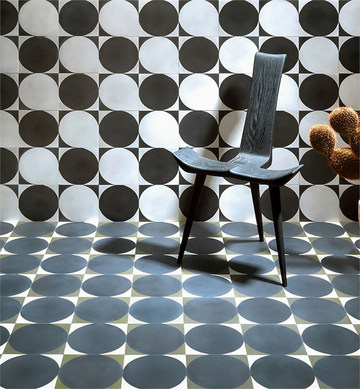 Commune Circle Black