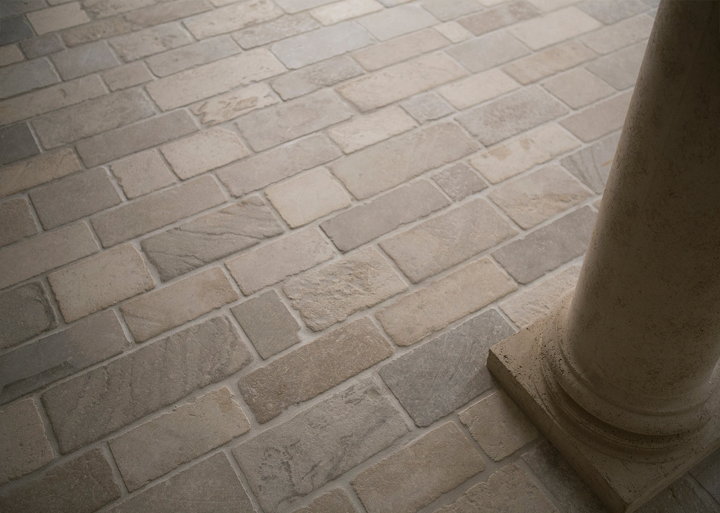 Vernet Tumbled Cobblestone