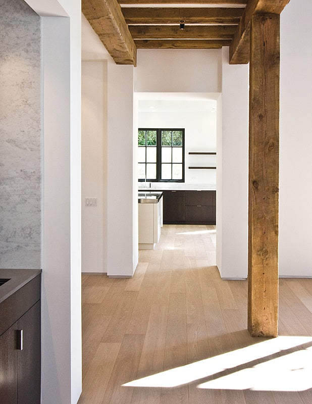 Montaigne Waterloo French and European Oak